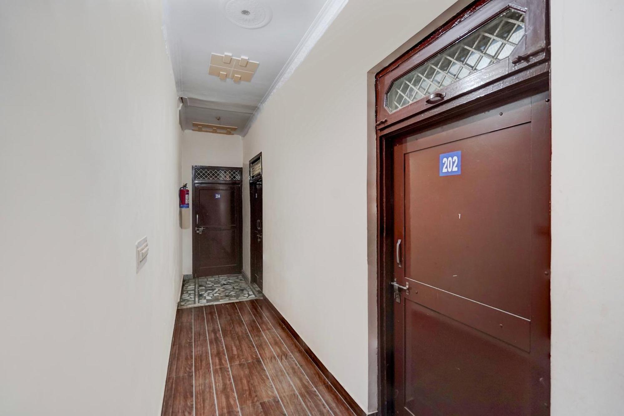 Oyo Hotel Maharaja Palace Meerut Eksteriør bilde