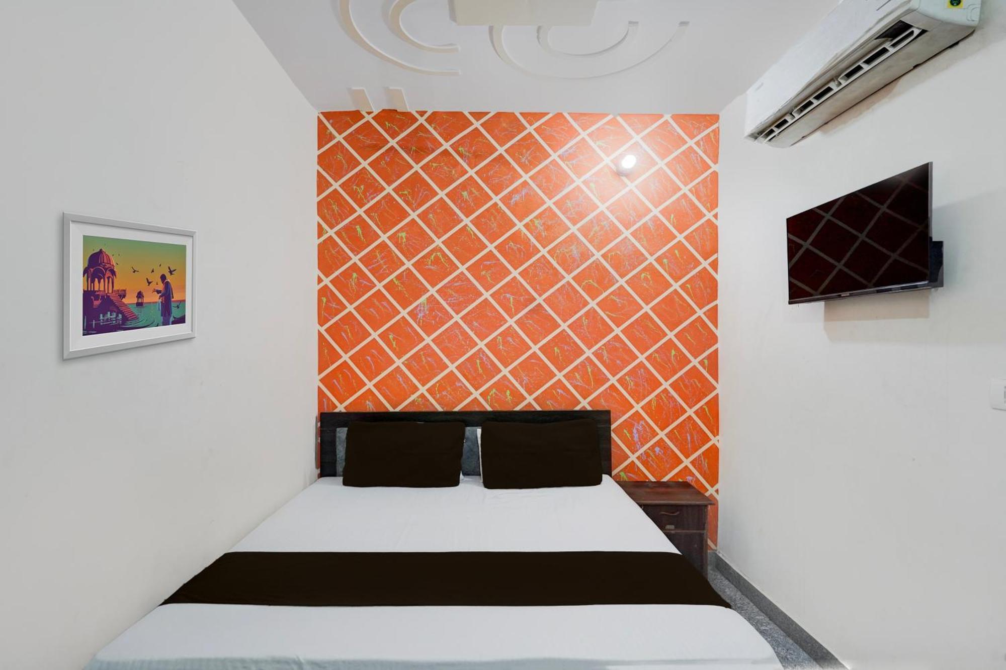 Oyo Hotel Maharaja Palace Meerut Eksteriør bilde