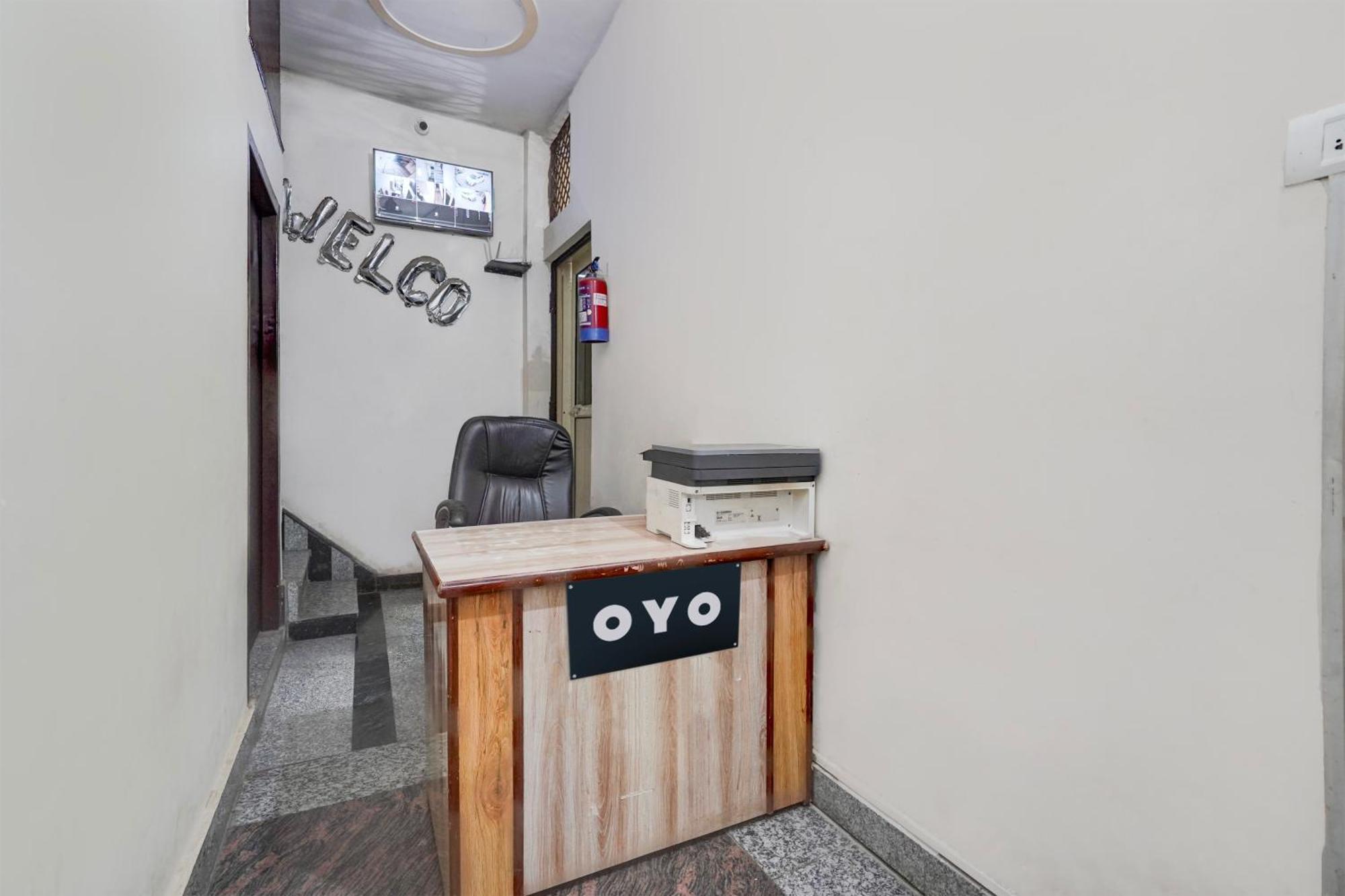 Oyo Hotel Maharaja Palace Meerut Eksteriør bilde