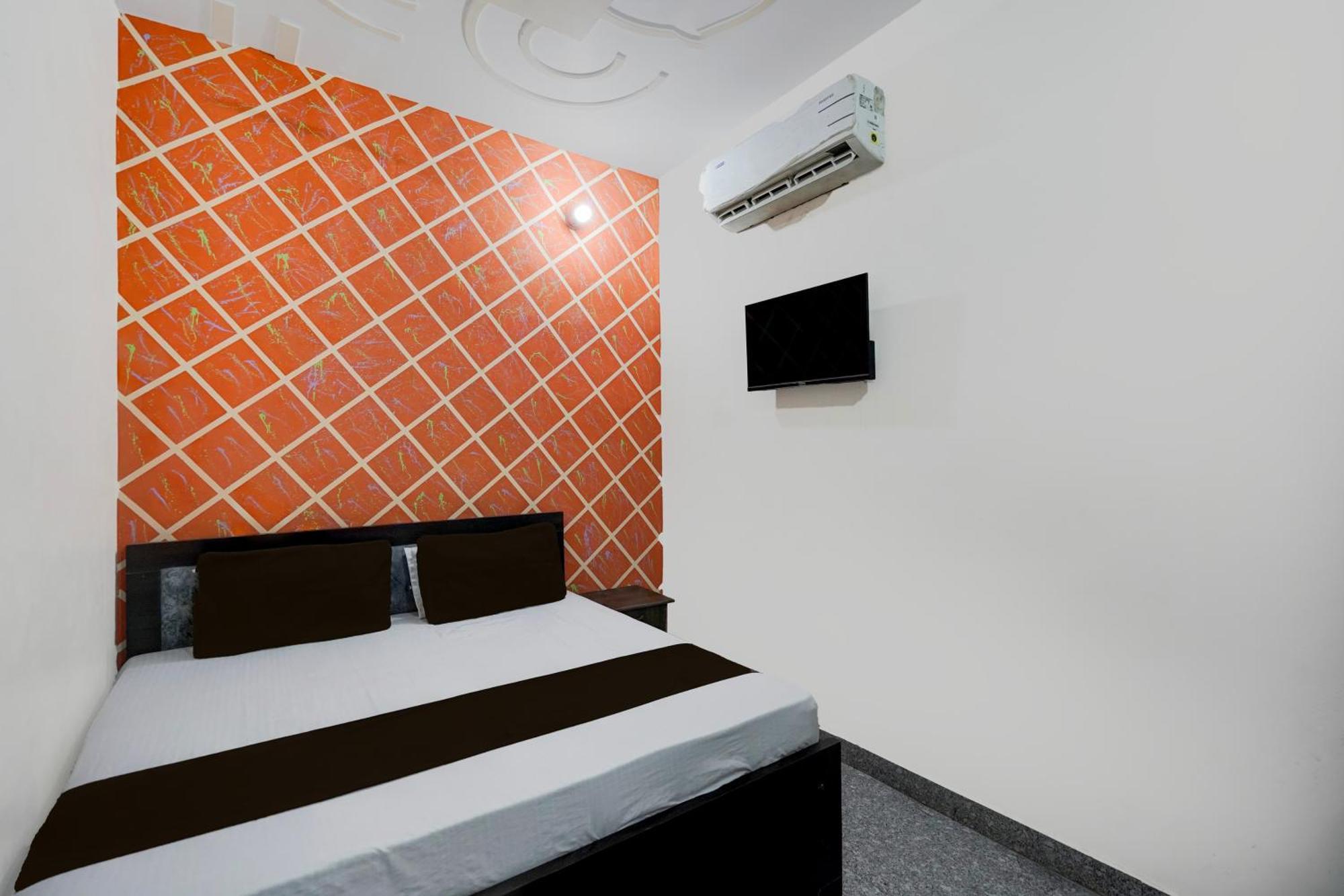 Oyo Hotel Maharaja Palace Meerut Eksteriør bilde