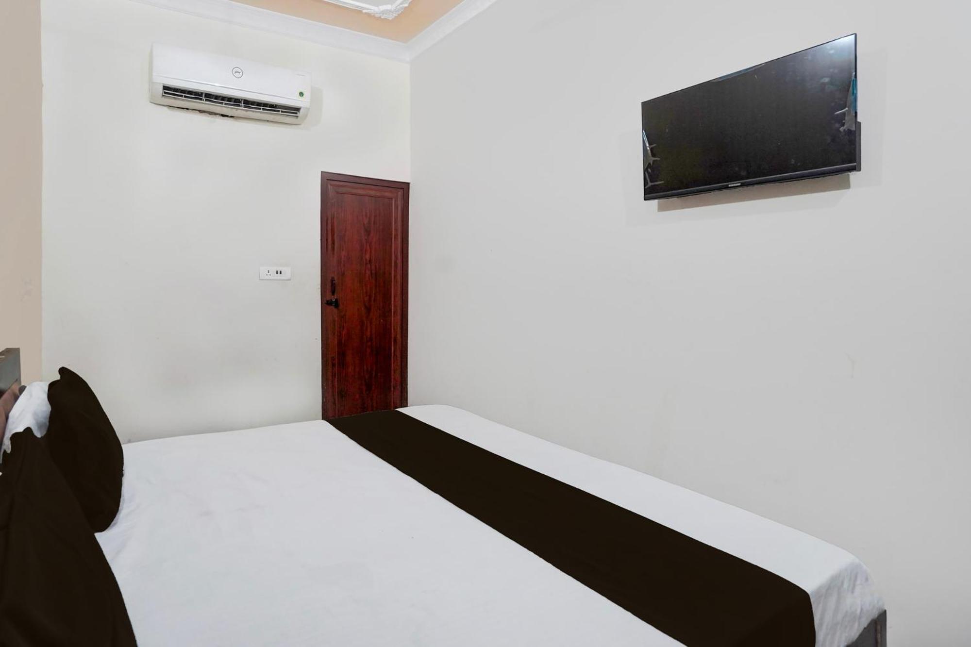 Oyo Hotel Maharaja Palace Meerut Eksteriør bilde